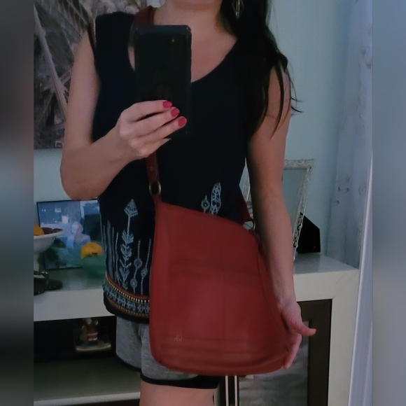 The Sak Leather Crossbody Bag ❤️ - Picture 7 of 8